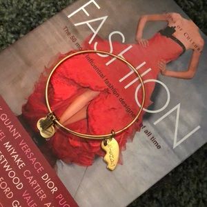 NWOT Friends Half Heart Alex and Ani Bracelet